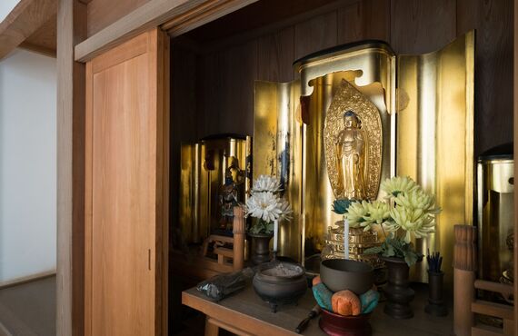 和歌山の会社で購入した仏壇を仏間に飾りたいとお考えならご連絡ください