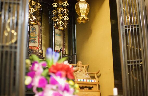 仏壇の買い替えをお考えでしたら御坊市でも有数の品揃えを誇る店舗へ